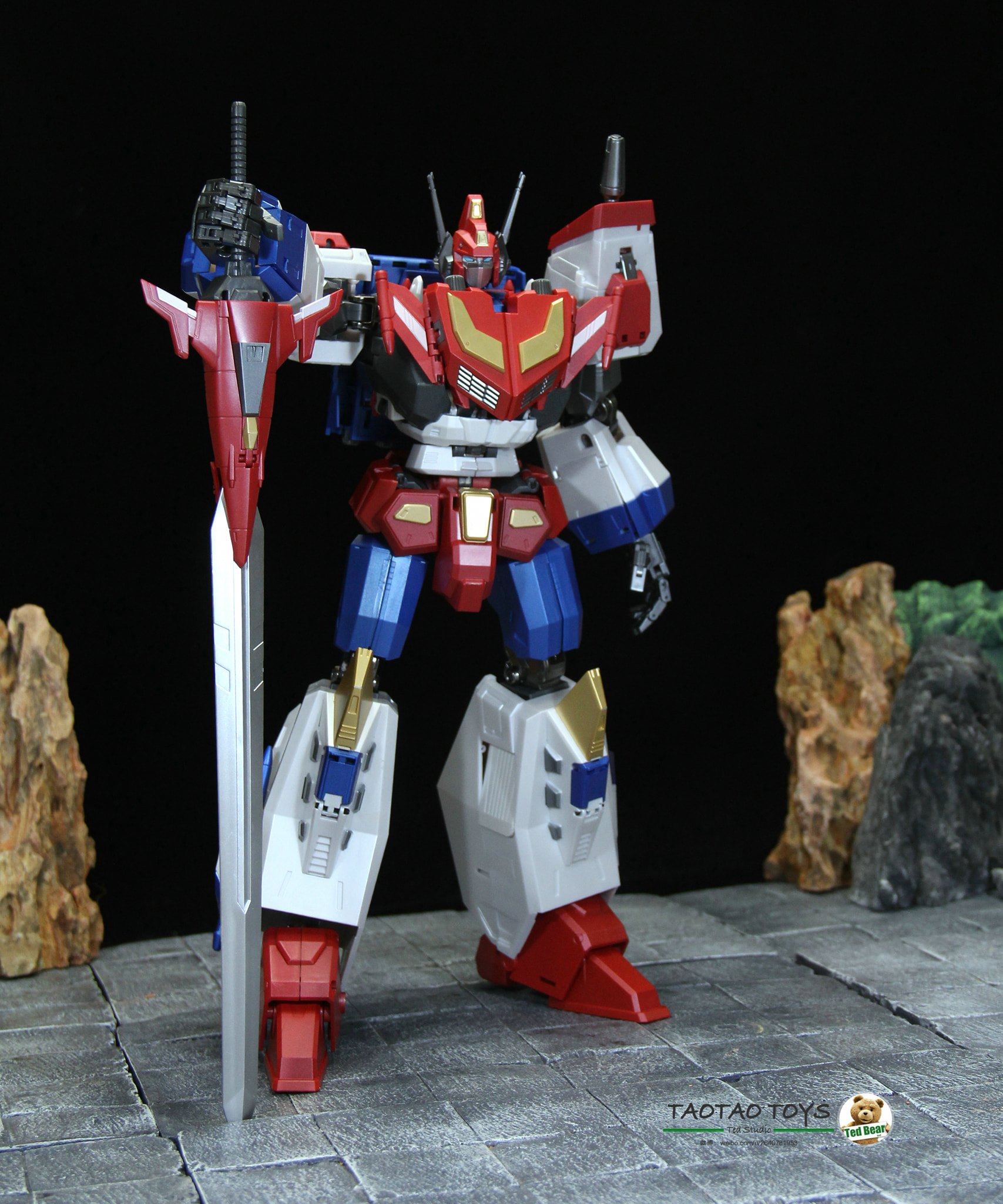 トランスフォーマー IRON TRANS STAR BLADE Iron Trans IR-V01 Star Blade In-Hand Images of MP-Scale